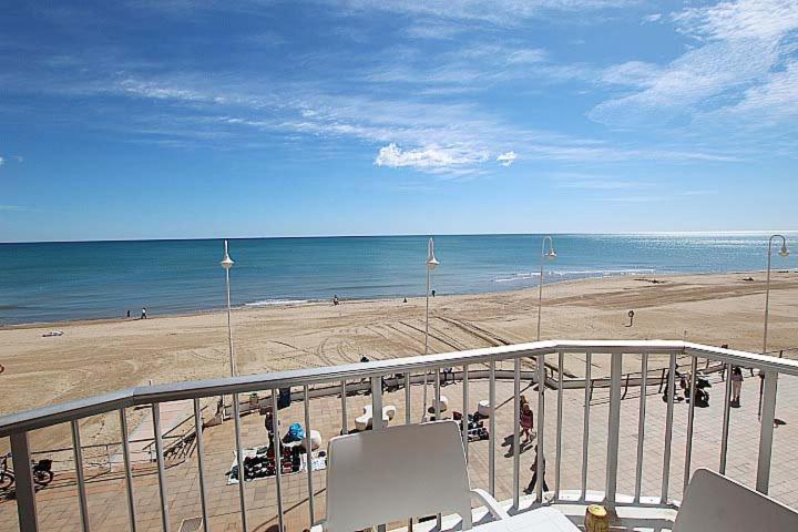 Apartamento Primera Linea Playa Centro De Guardamar Apartment Guardamar del Segura Ngoại thất bức ảnh