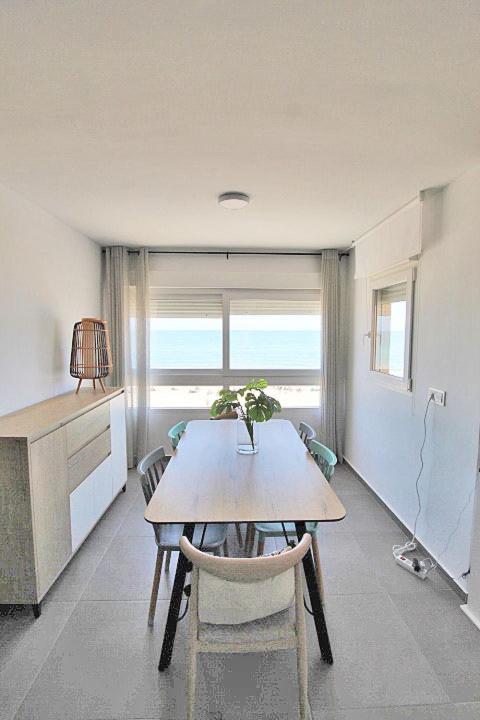 Apartamento Primera Linea Playa Centro De Guardamar Apartment Guardamar del Segura Ngoại thất bức ảnh